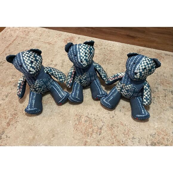 Pottery Barn Nelson Patchwork Teddy Shaped Pillow NIP - Picture 6 of 13